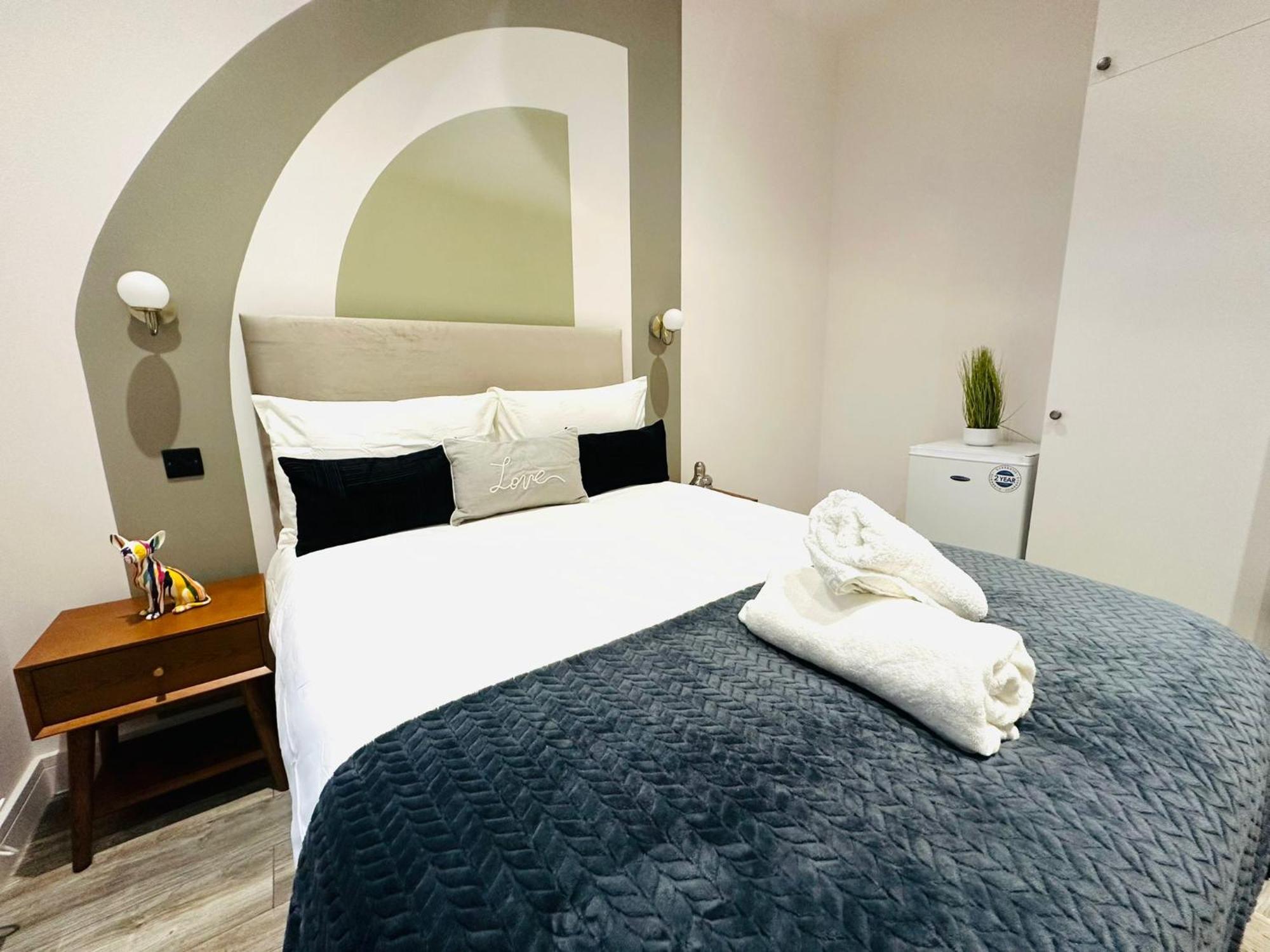 London Beautiful Suites Rooms Top Location Exteriör bild