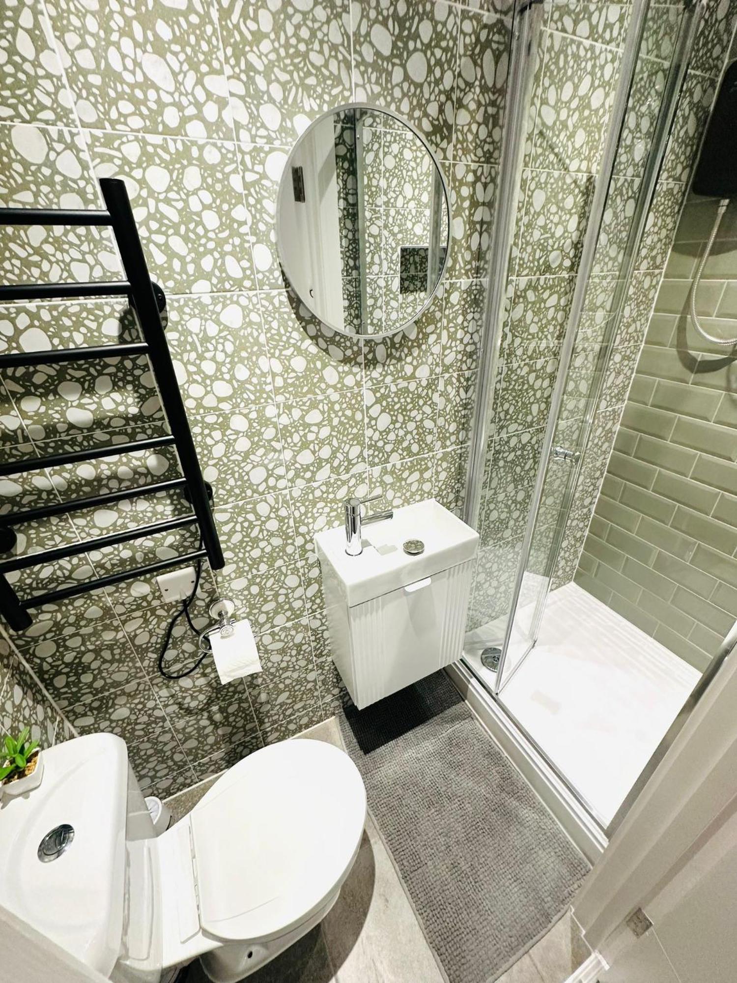 London Beautiful Suites Rooms Top Location Exteriör bild